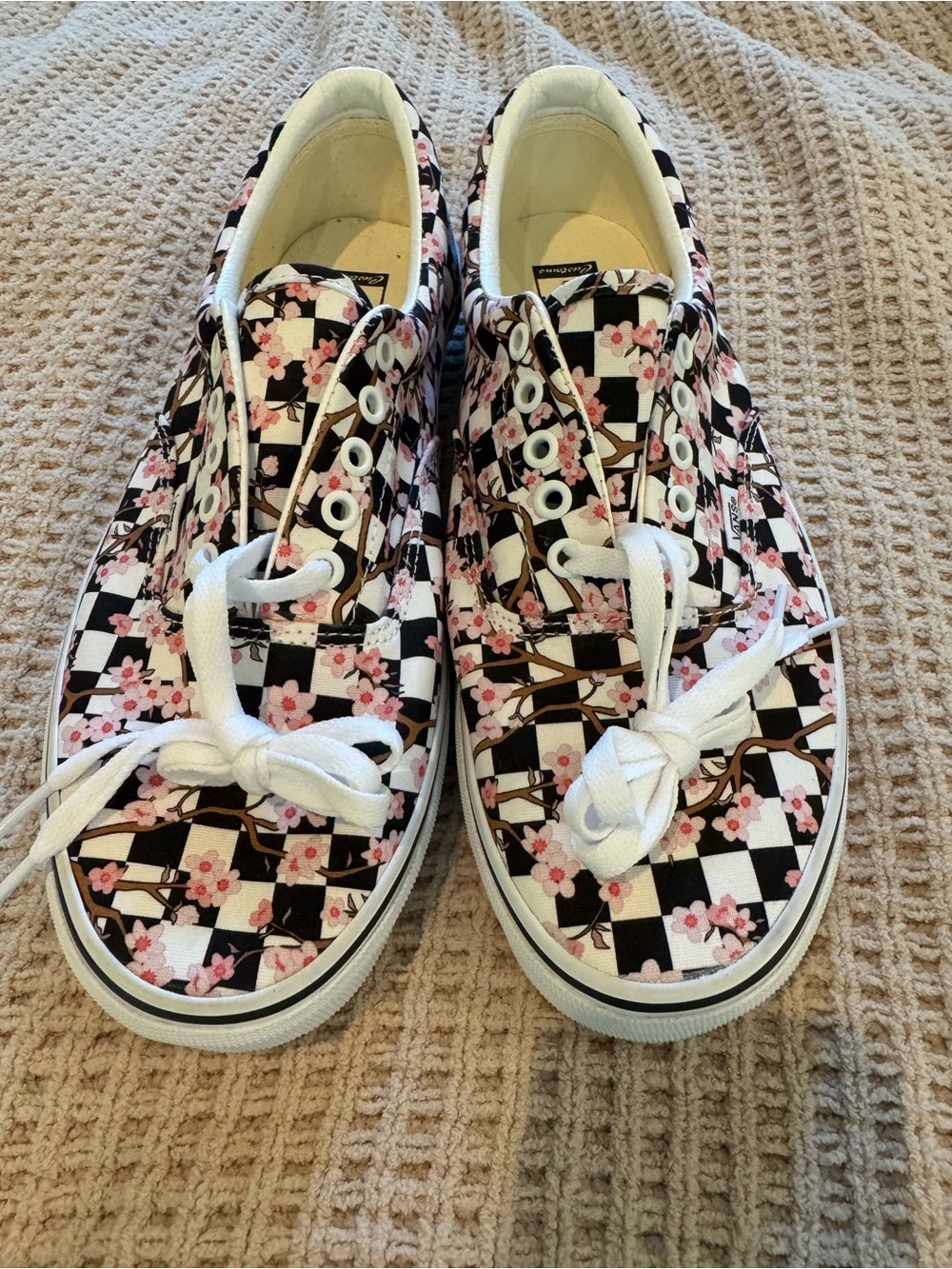 Vans Customs Old Skool Checkerboard Cherry Blossom Sneakers - Size 11.5 NWOT